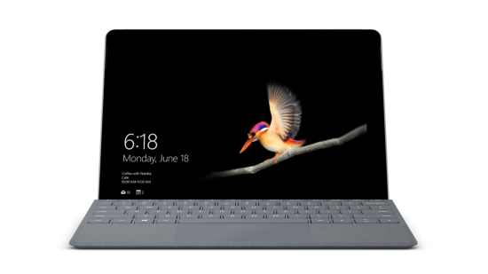 Komputer Microsoft Surface Go wyposażony jest w ekran o przekątnej 10 cali oraz system operacyjny Windows 10 Home w trybie S